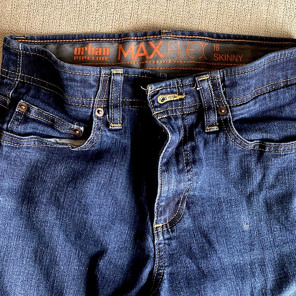 Boys size 16 skinny urban pipeline jeans. Dark blue barely worn. - Picture 1 of 4